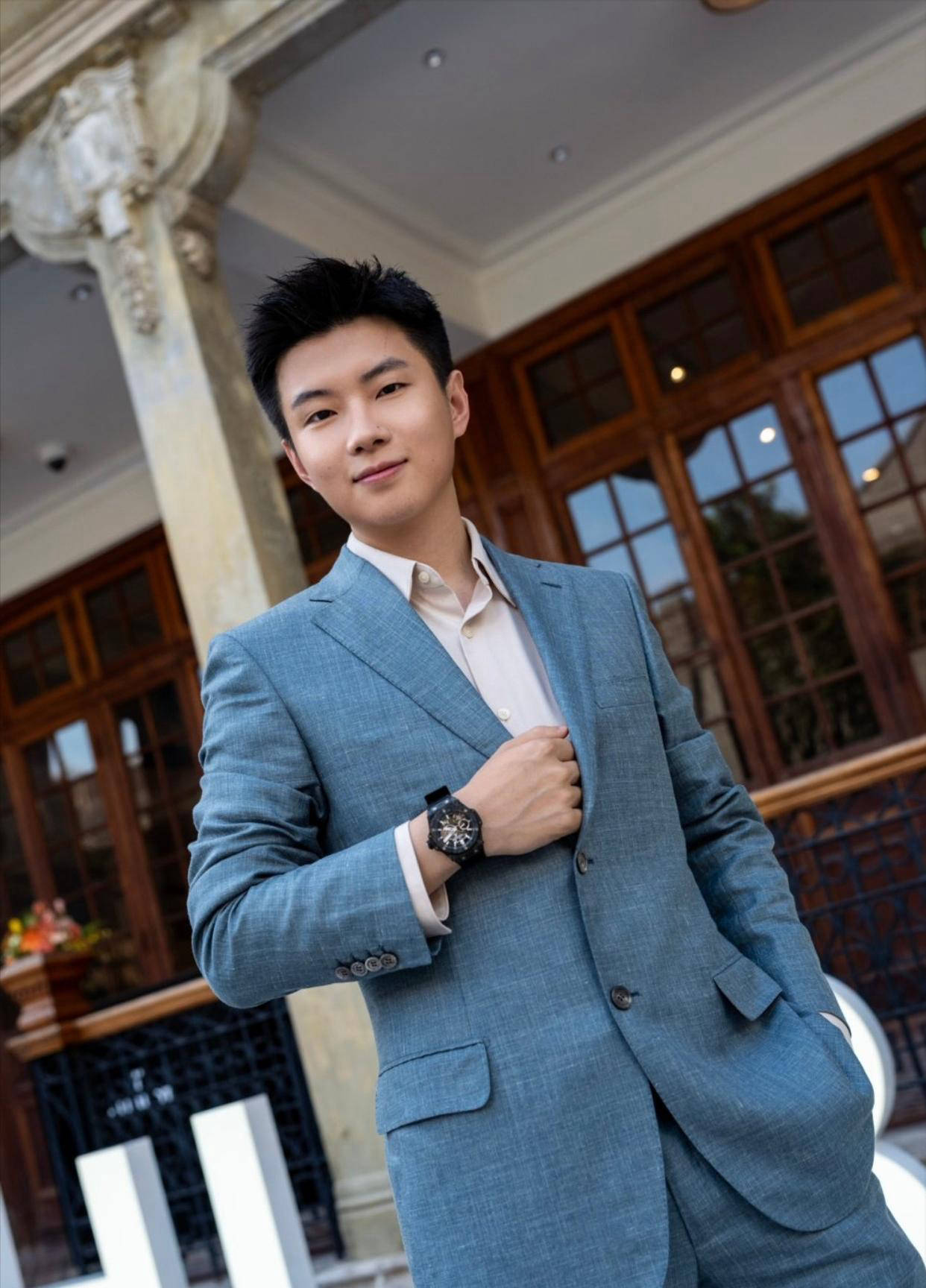 的表现略显 的表现略显