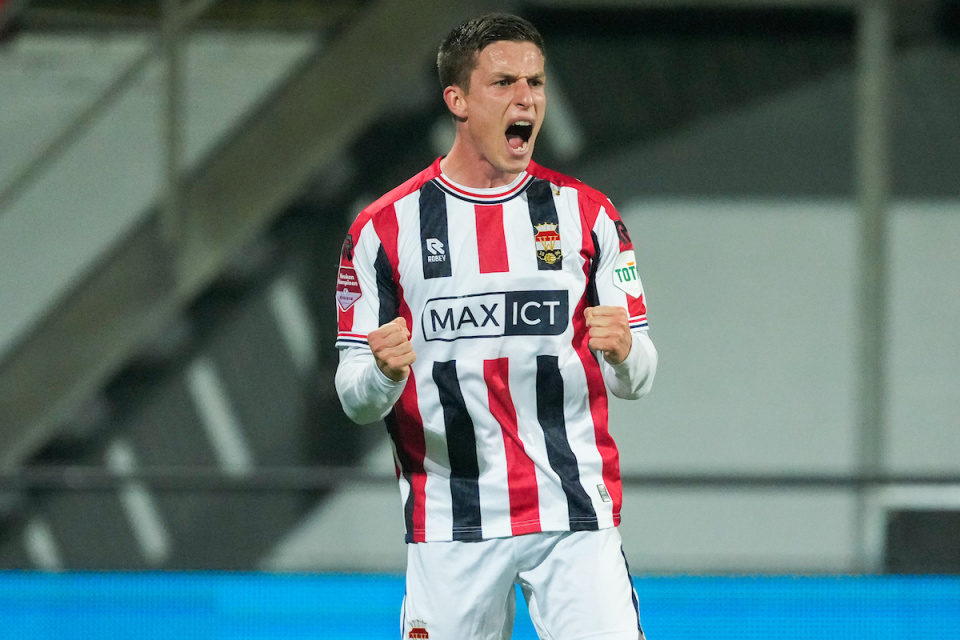 在高压与中 在高压与中