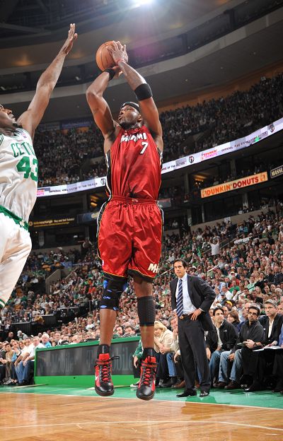 后脚跟破门 后脚跟破门